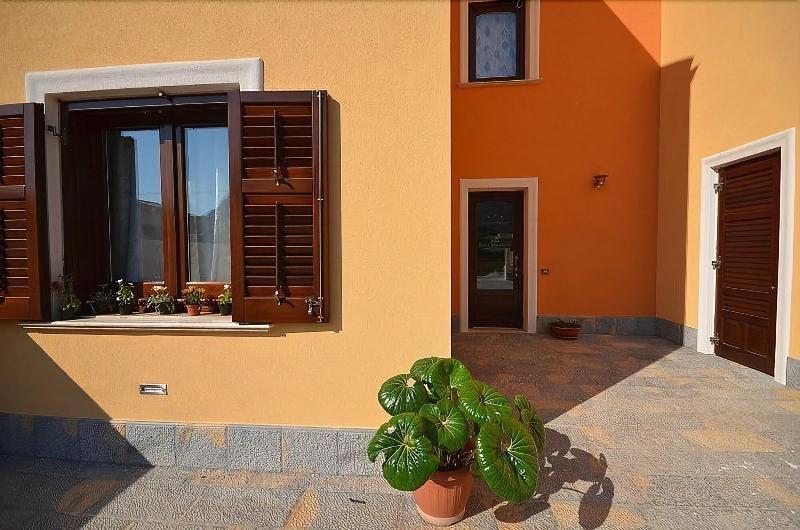 Baia Santa Margherita B&B Castelluzzo Exteriör bild